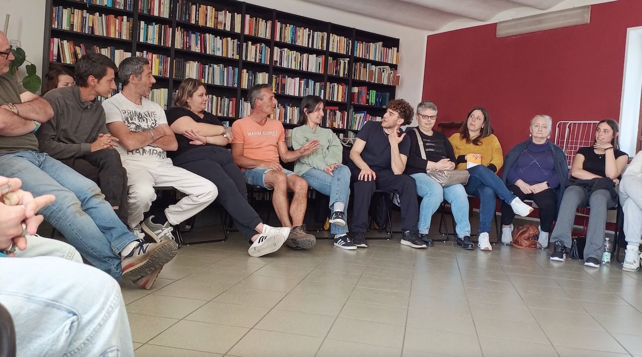 Voci allo specchio - incontro in sala comune